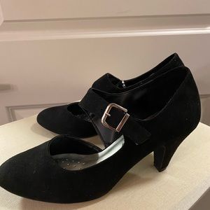 Black Heels with Buckle